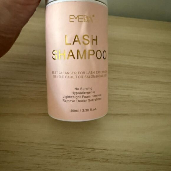 EMEDA 100Ml Lash Shampoo Lash Extensions 3.38 fl.oz Eyelash Extension Cleanser - Picture 2 of 4